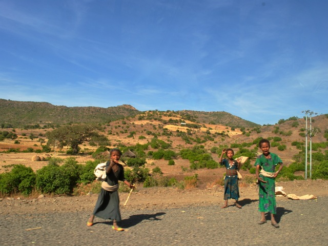 Children along the road near Lalibela, Ethiopia