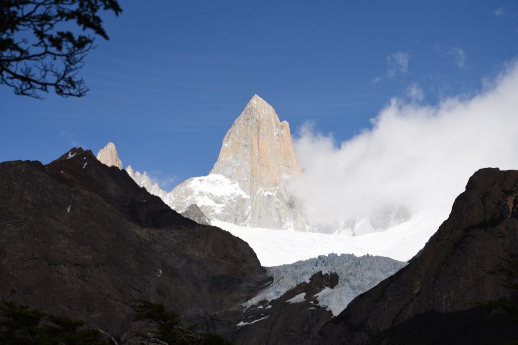 Piedras Blancas glacier and Mt Fitzroy, Argentina